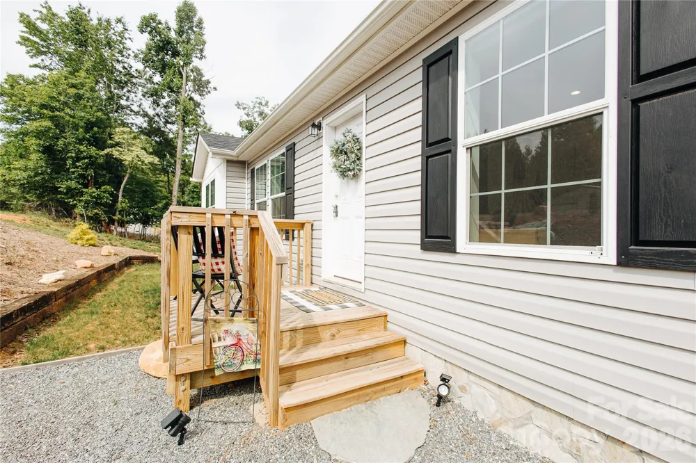 70 S Cascades Drive Nebo, NC 28761