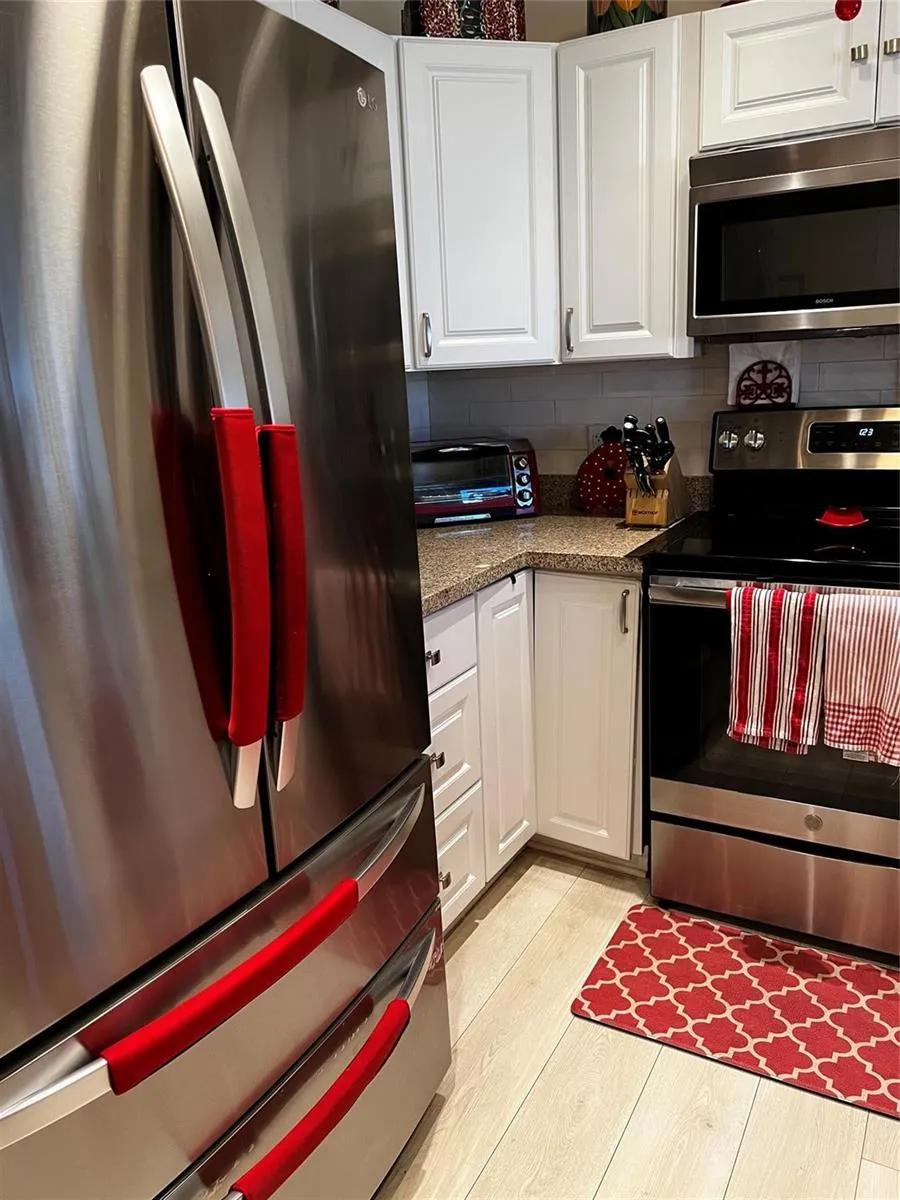 2734 NE 27th Court #22 Lighthouse Point, FL 33064
