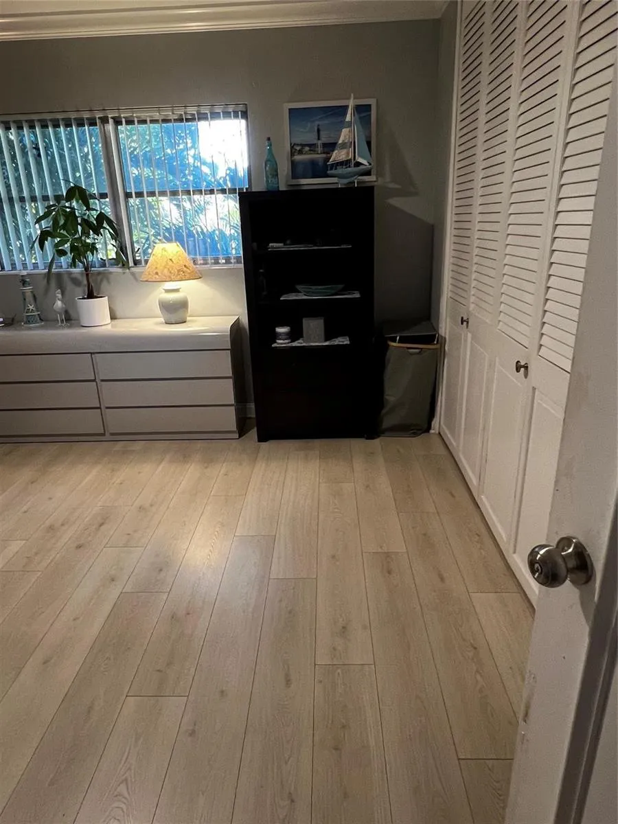 2734 NE 27th Court #22 Lighthouse Point, FL 33064