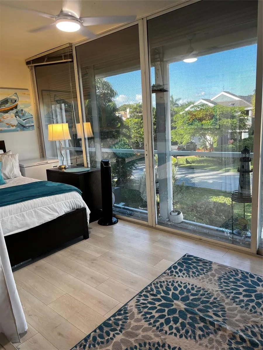 2734 NE 27th Court #22 Lighthouse Point, FL 33064