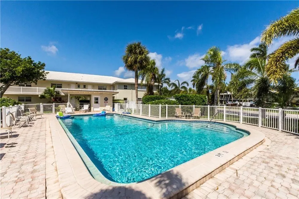 2734 NE 27th Court #22 Lighthouse Point, FL 33064