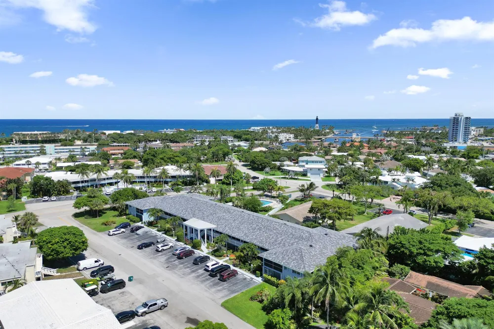 2734 NE 27th Court #22 Lighthouse Point, FL 33064