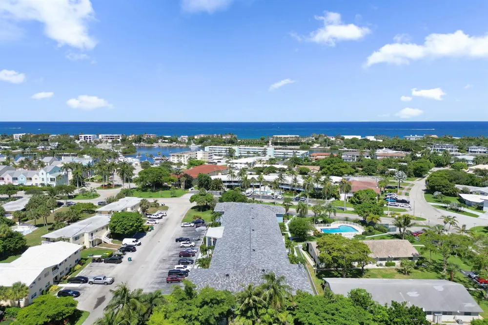2734 NE 27th Court #22 Lighthouse Point, FL 33064