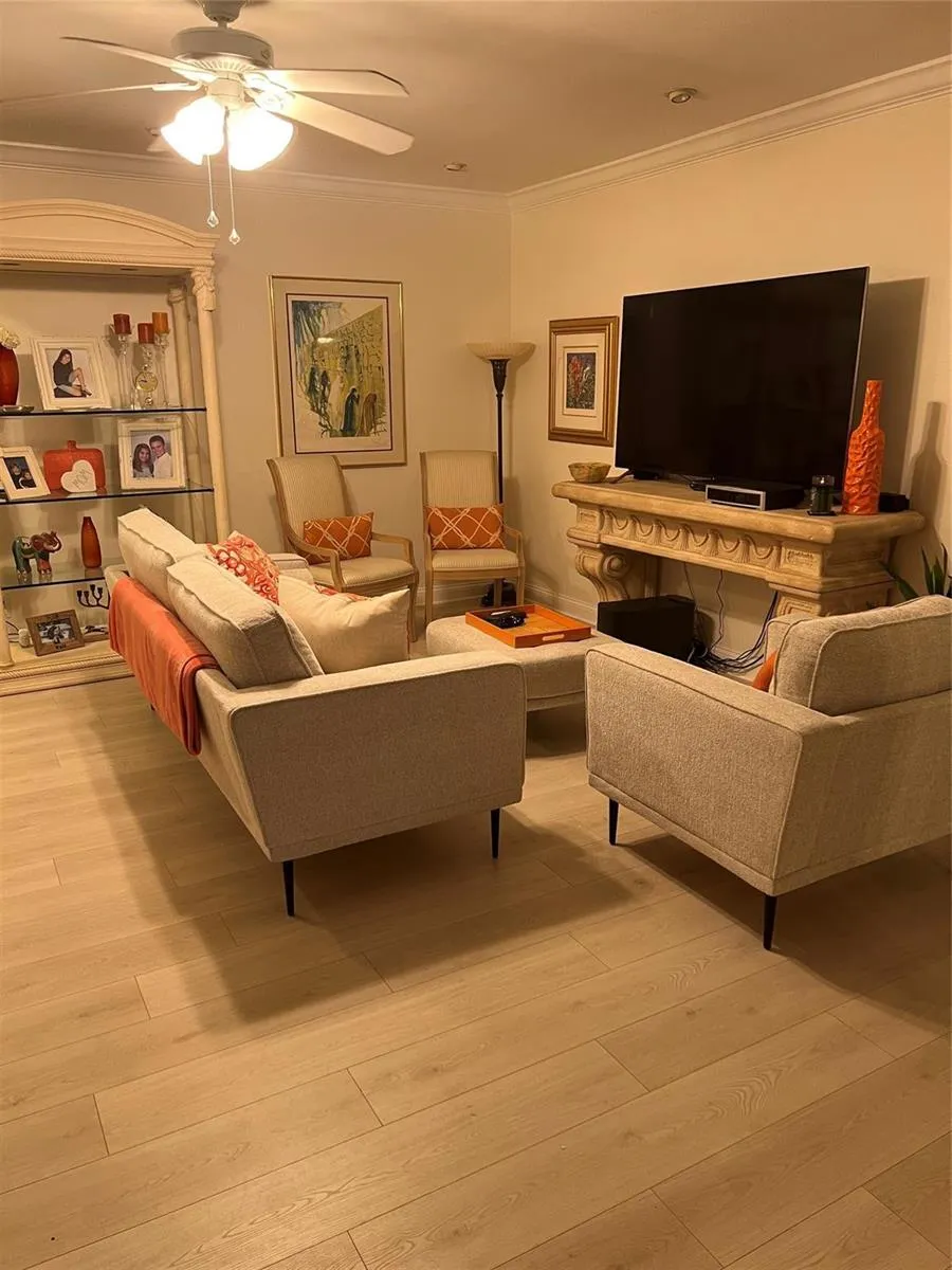 2734 NE 27th Court #22 Lighthouse Point, FL 33064