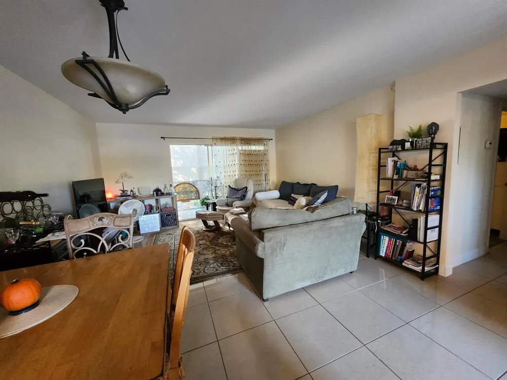 1901 Indian River Boulevard #104C Vero Beach, FL 32960