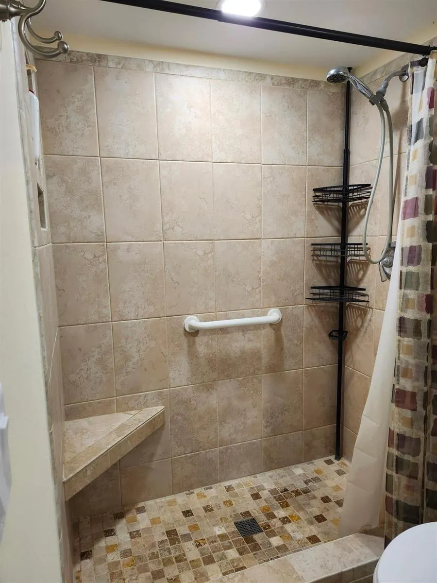 1901 Indian River Boulevard #104C Vero Beach, FL 32960