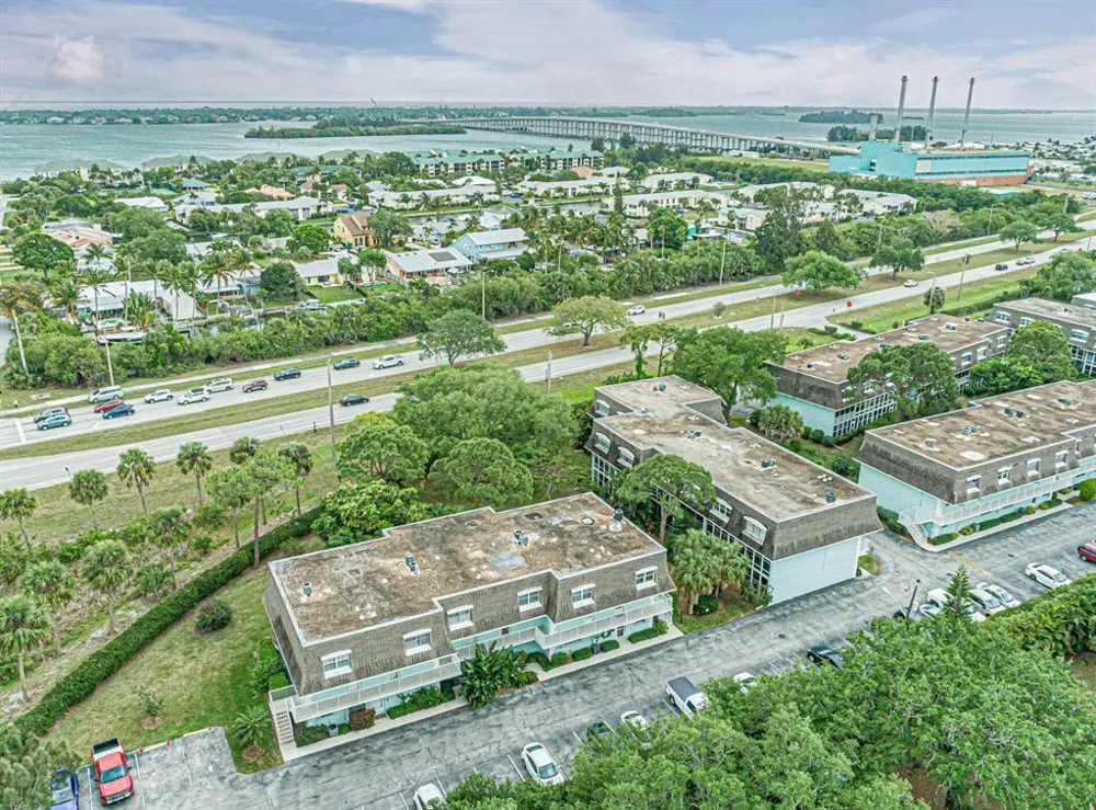 1901 Indian River Boulevard #104C Vero Beach, FL 32960