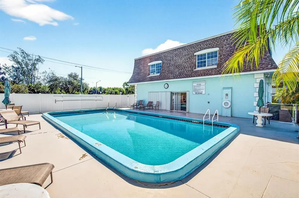 1901 Indian River Boulevard #104C Vero Beach, FL 32960