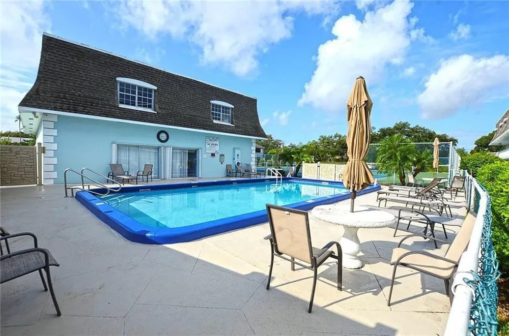 1901 Indian River Boulevard #104C Vero Beach, FL 32960