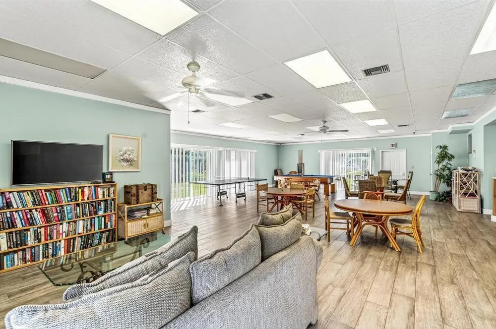 1901 Indian River Boulevard #104C Vero Beach, FL 32960