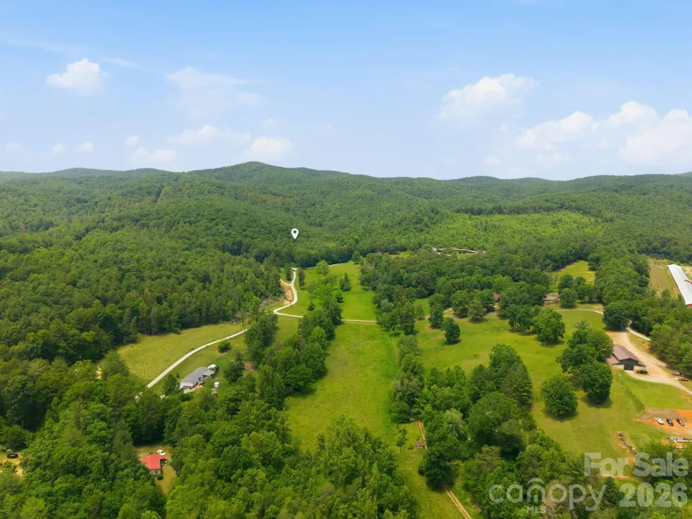 2148 White Springs Lane Lenoir, NC 28645