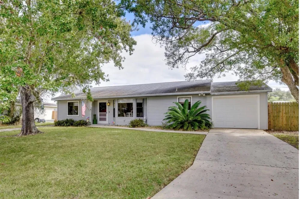 2737 FERN PALM DRIVE Edgewater, FL 32141