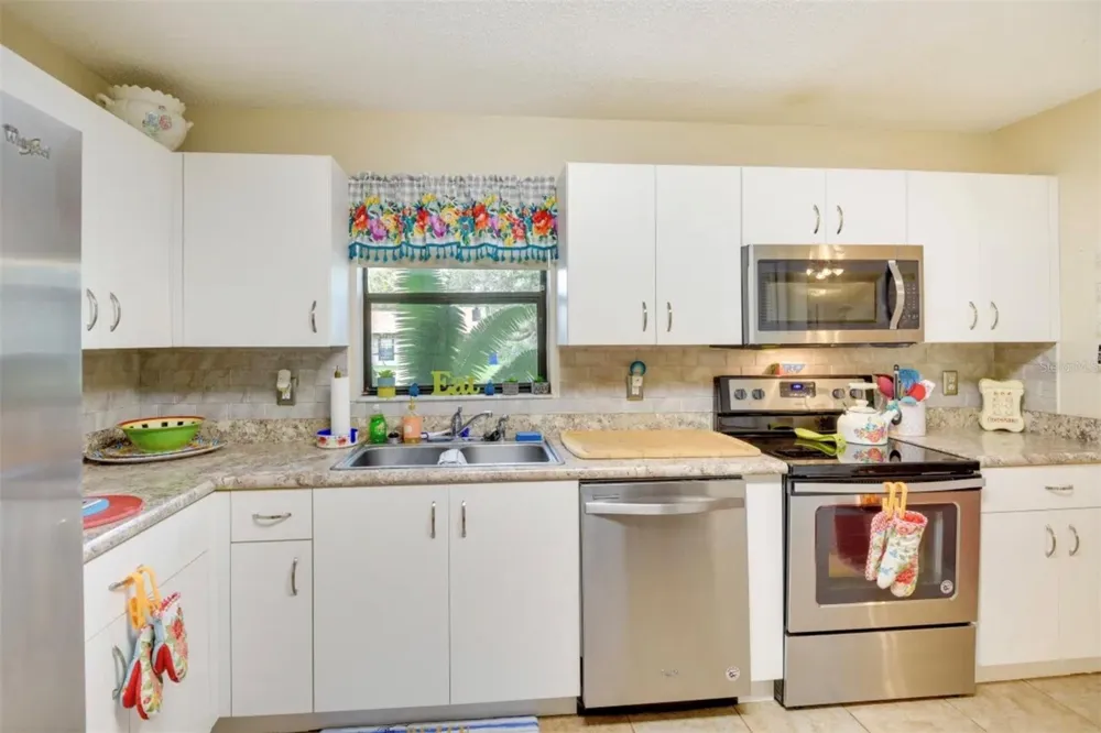 2737 FERN PALM DRIVE Edgewater, FL 32141