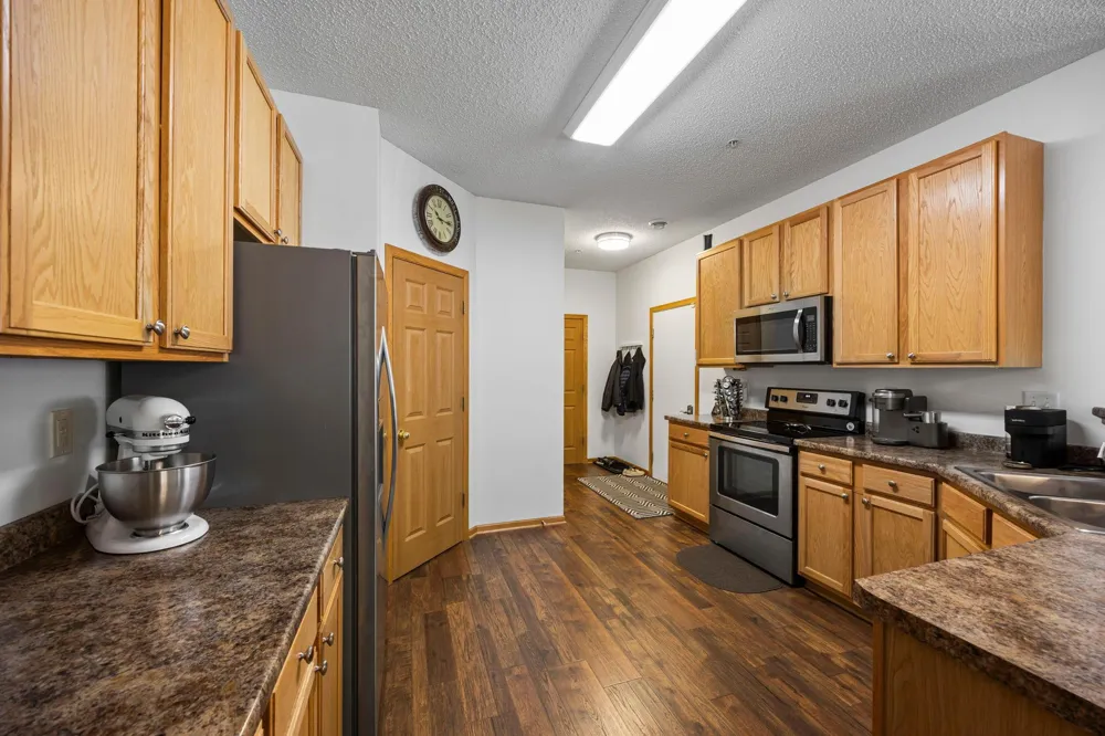 4645 Blaine Avenue #1104 Inver Grove Heights, MN 55076