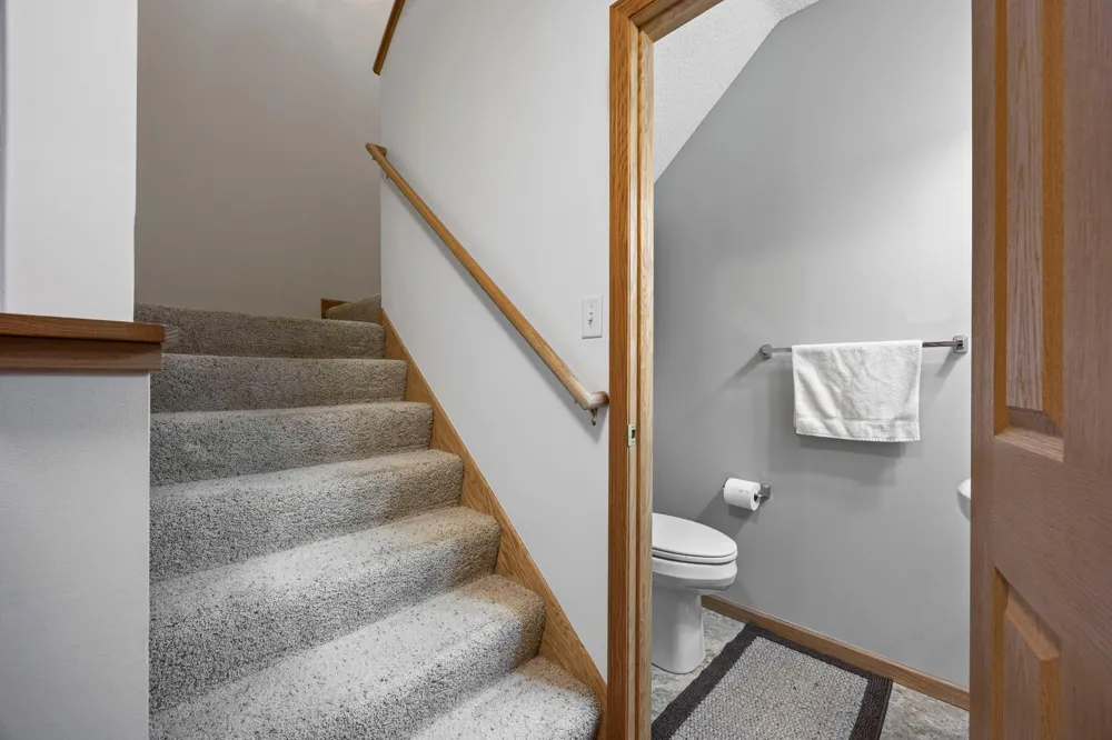 4645 Blaine Avenue #1104 Inver Grove Heights, MN 55076