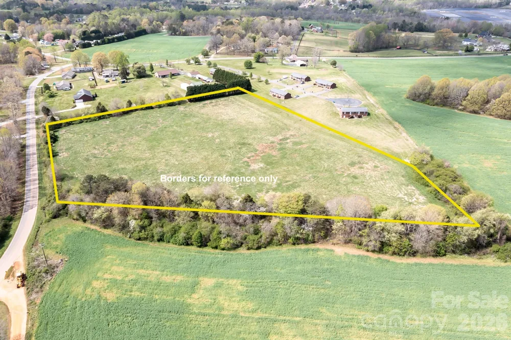 1727 Boggs Road Claremont, NC 28610