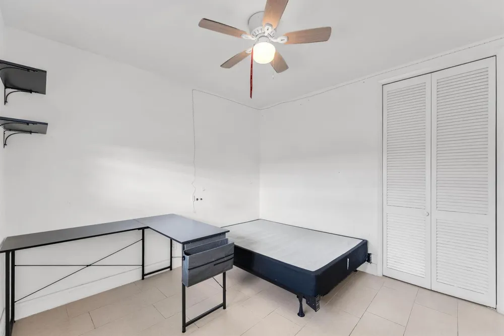 7401 Pines Boulevard #201 Pembroke Pines, FL 33024