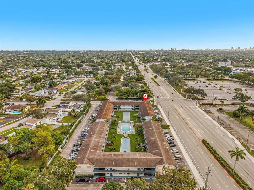 7401 Pines Boulevard #201 Pembroke Pines, FL 33024