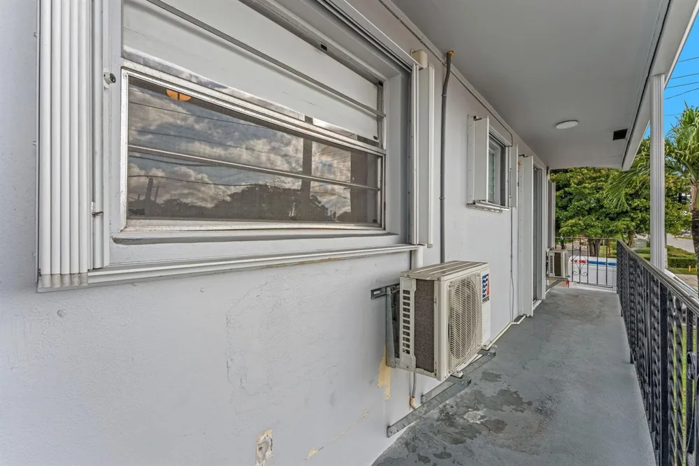 7401 Pines Boulevard #201 Pembroke Pines, FL 33024