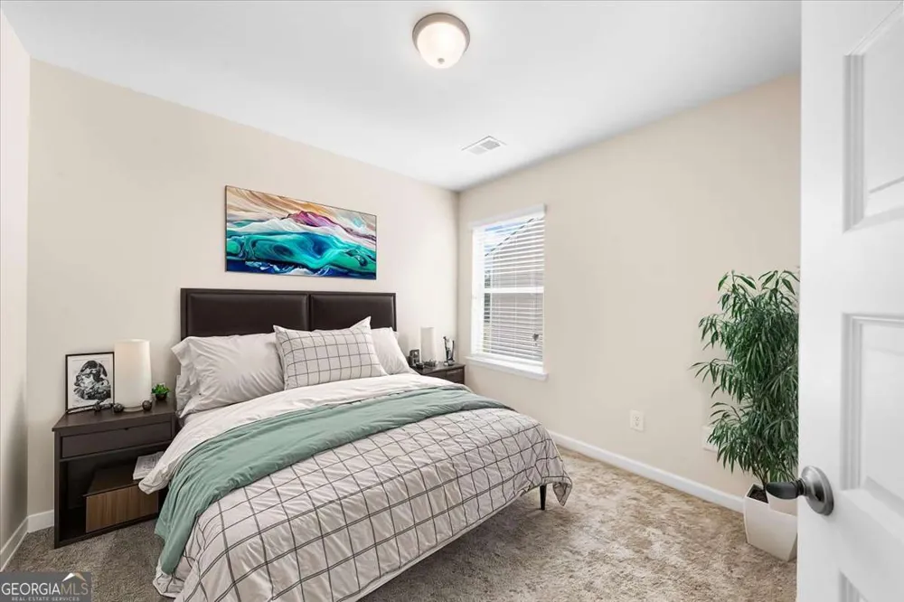300 Harrison DR Calhoun, GA 30701