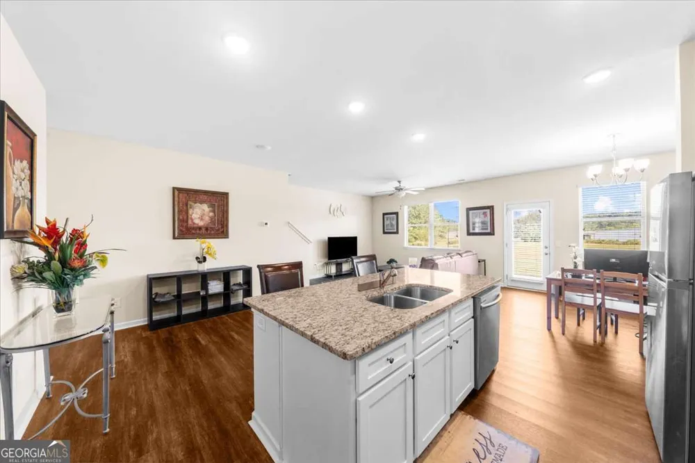 300 Harrison DR Calhoun, GA 30701