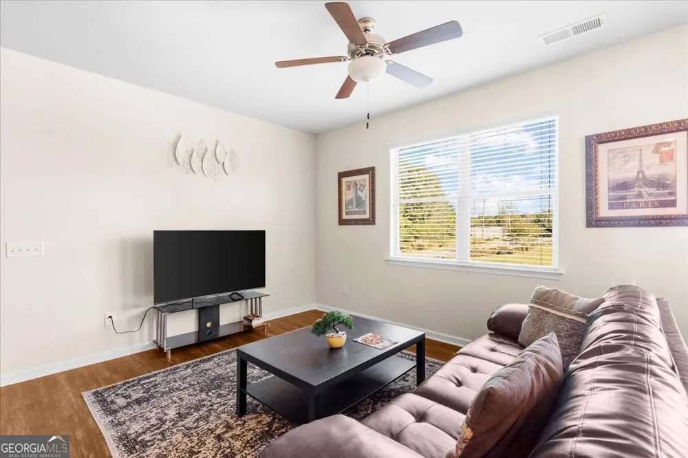 300 Harrison DR Calhoun, GA 30701