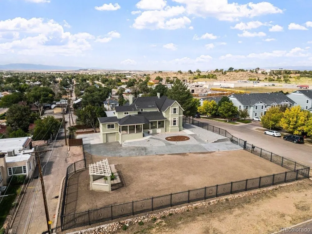 708 W 18th Street Pueblo, CO 81003