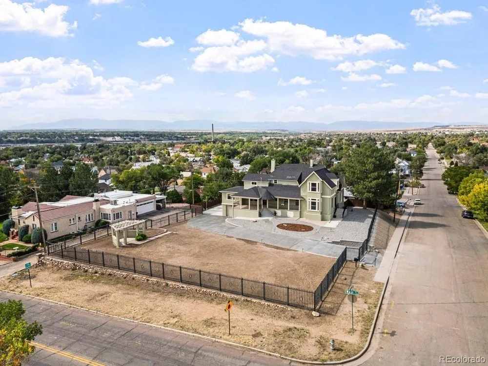 708 W 18th Street Pueblo, CO 81003