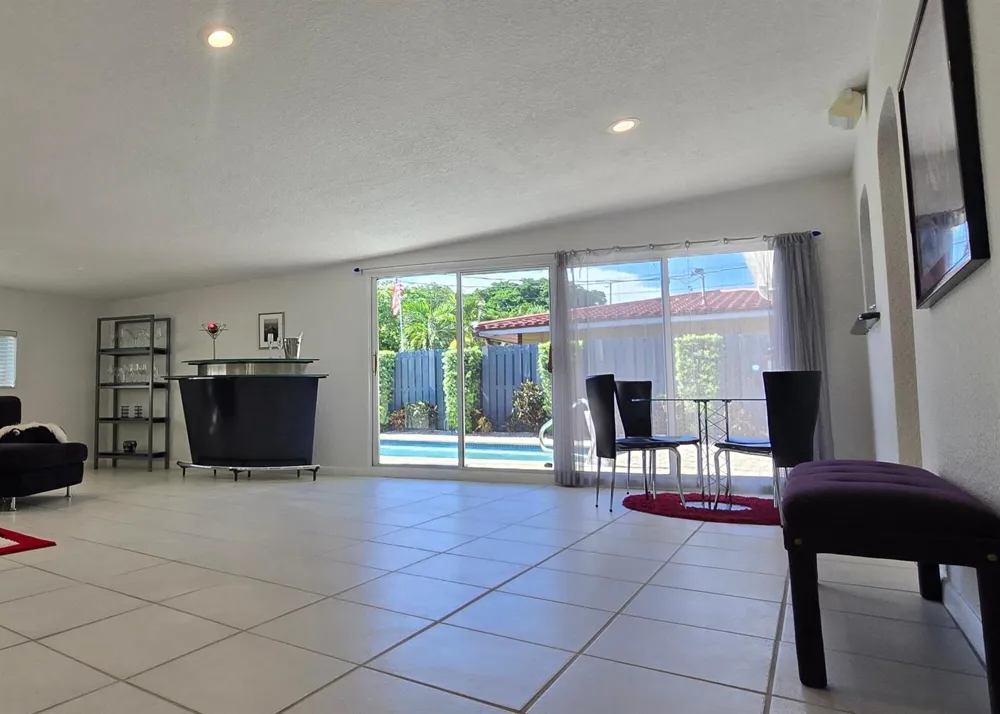 3044 NE 15th Terrace Oakland Park, FL 33334