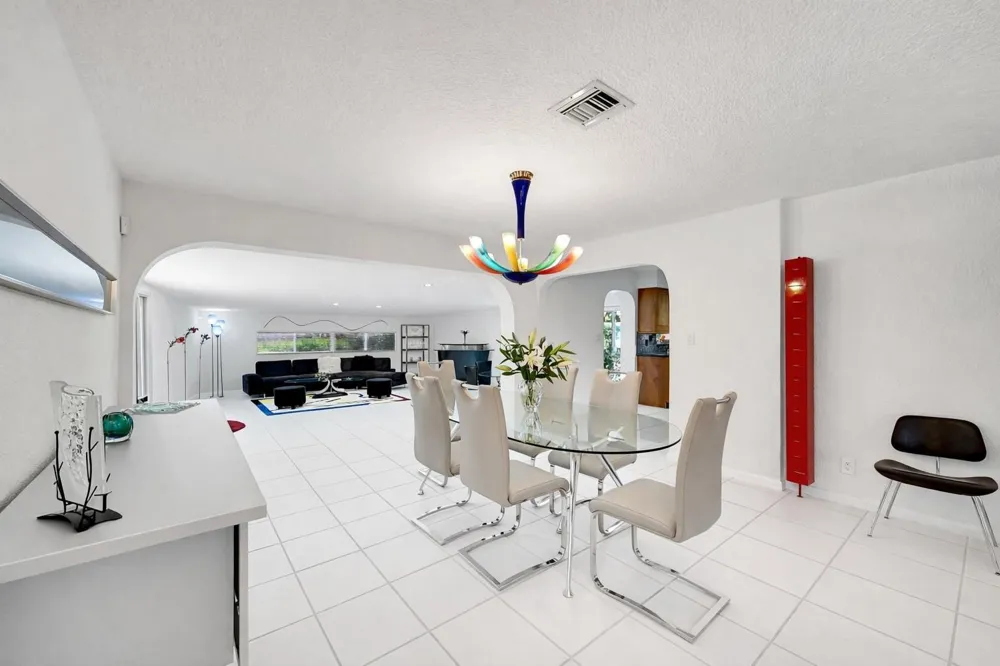 3044 NE 15th Terrace Oakland Park, FL 33334