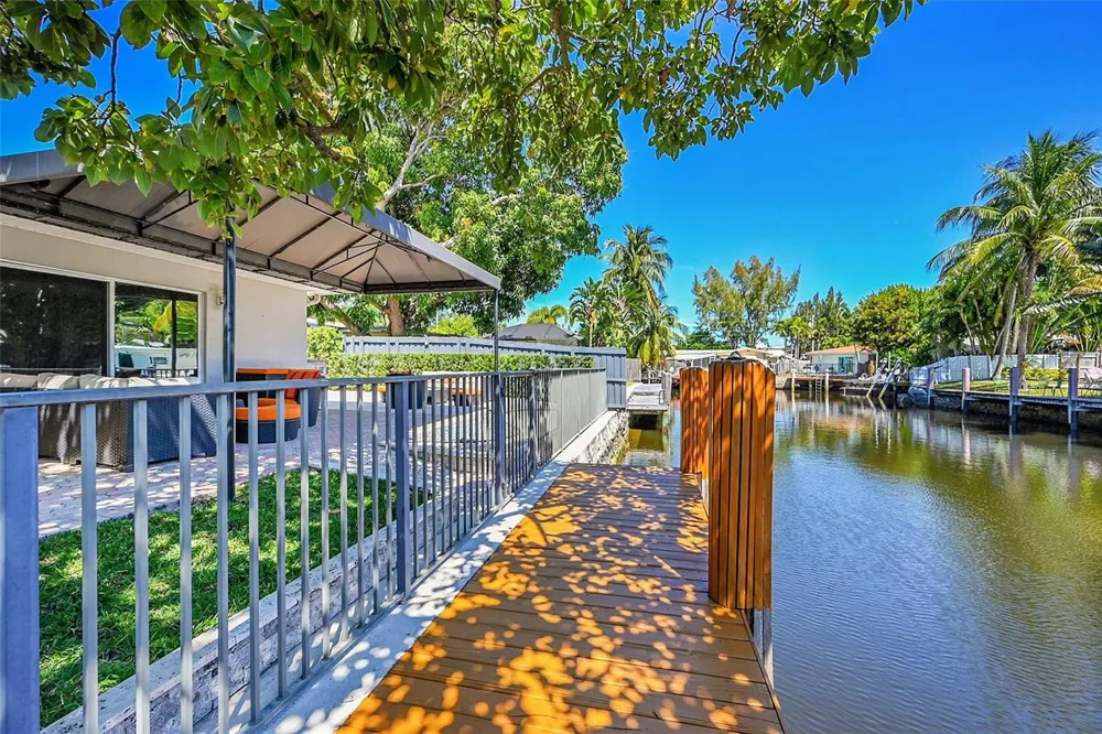3044 NE 15th Terrace Oakland Park, FL 33334