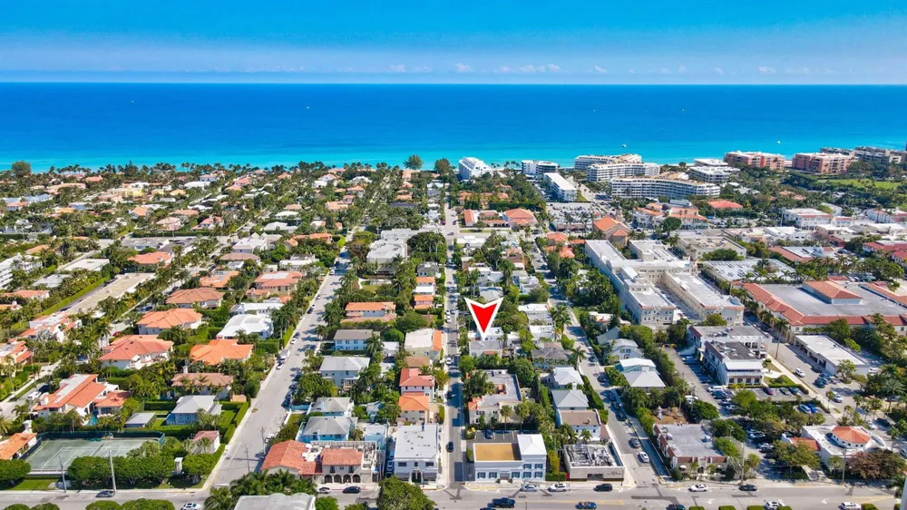 240 Oleander Avenue Palm Beach, FL 33480