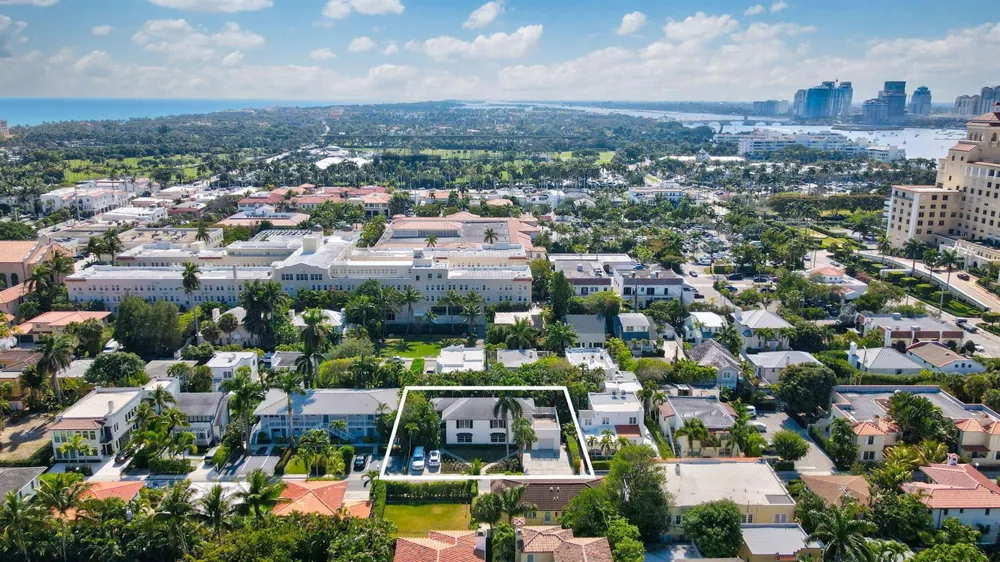 240 Oleander Avenue Palm Beach, FL 33480