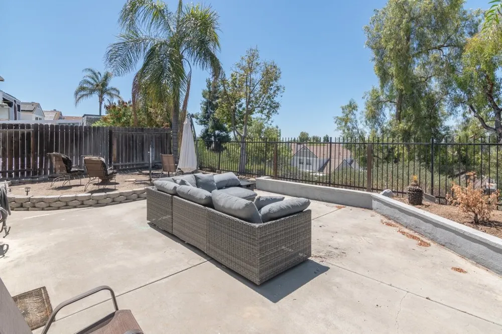 23917 Five Tribes Trail Murrieta, CA 92562