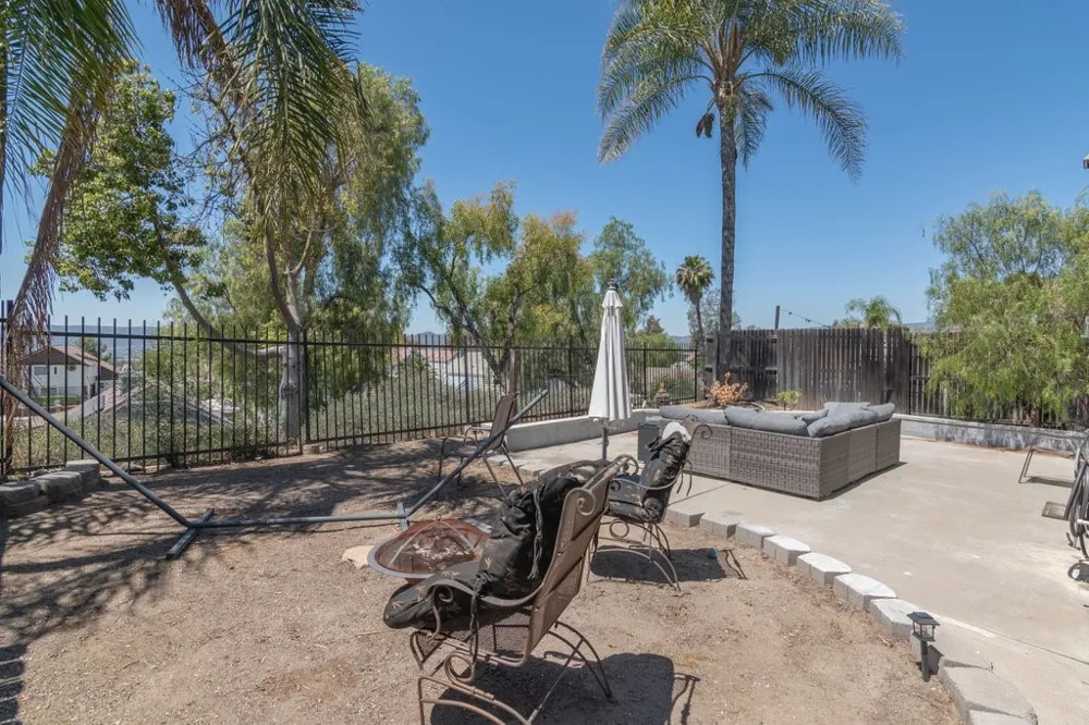 23917 Five Tribes Trail Murrieta, CA 92562