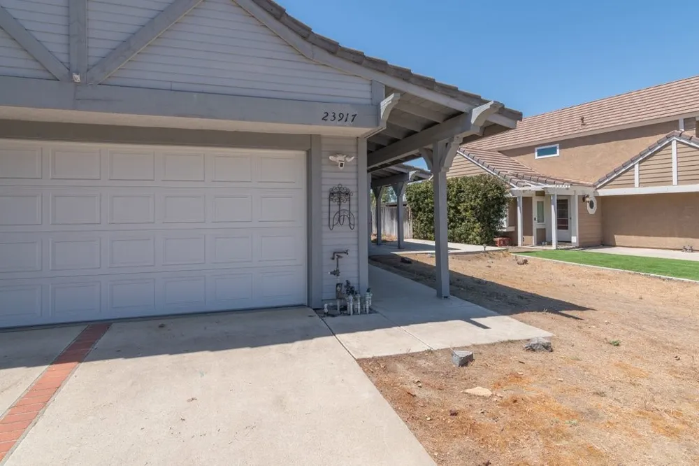 23917 Five Tribes Trail Murrieta, CA 92562
