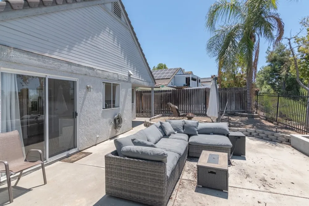 23917 Five Tribes Trail Murrieta, CA 92562