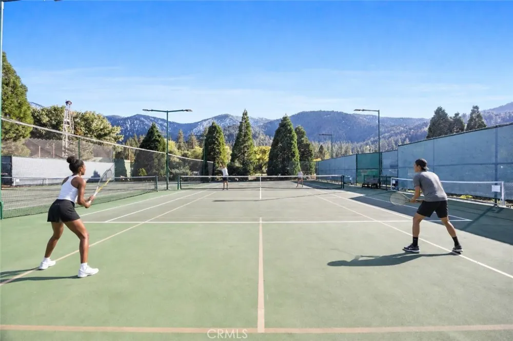 1429 Zermatt Drive Pine Mountain Club, CA 93222