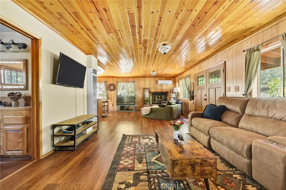 1429 Zermatt Drive Pine Mountain Club, CA 93222