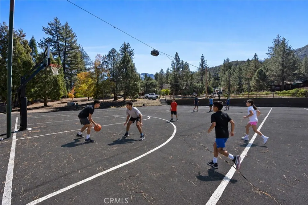 1429 Zermatt Drive Pine Mountain Club, CA 93222