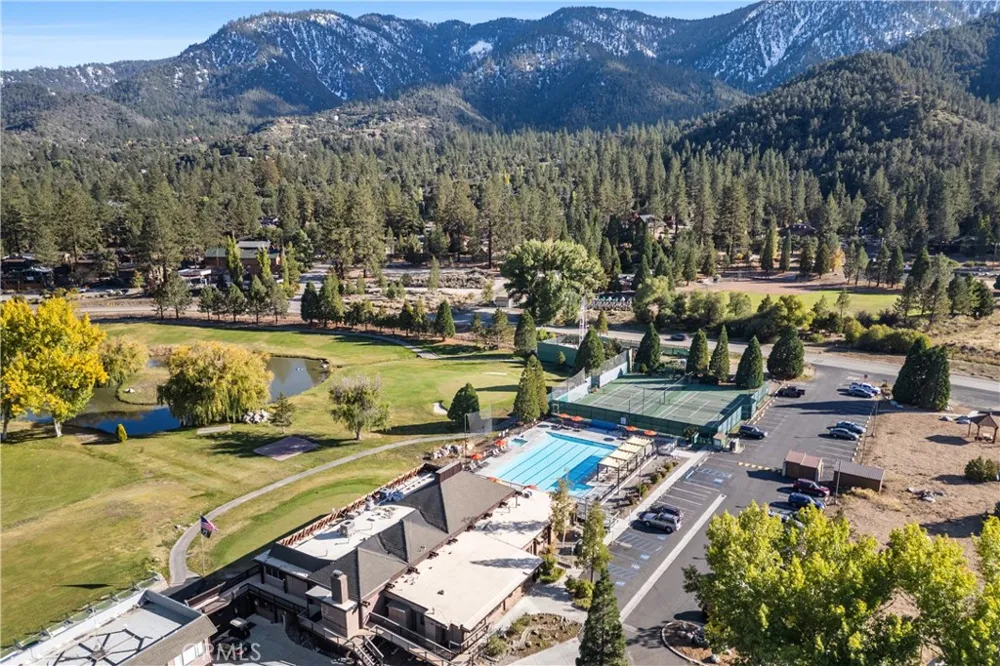 1429 Zermatt Drive Pine Mountain Club, CA 93222
