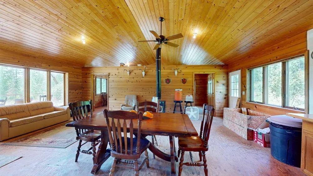 5142 Wolf Knoll Road Orr, MN 55771