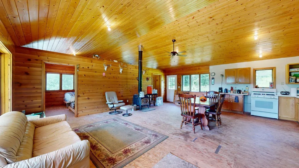 5142 Wolf Knoll Road Orr, MN 55771