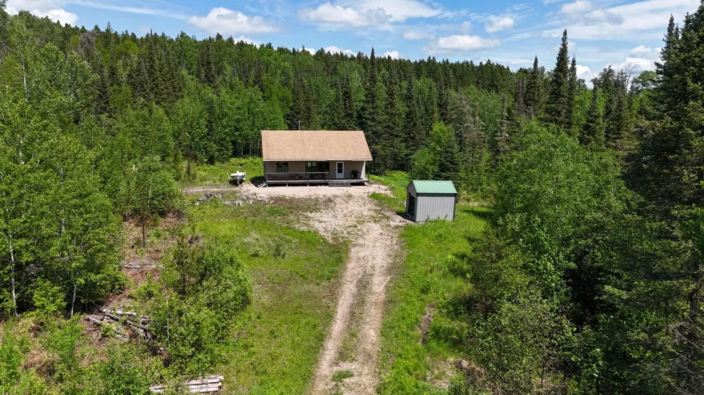 5142 Wolf Knoll Road Orr, MN 55771