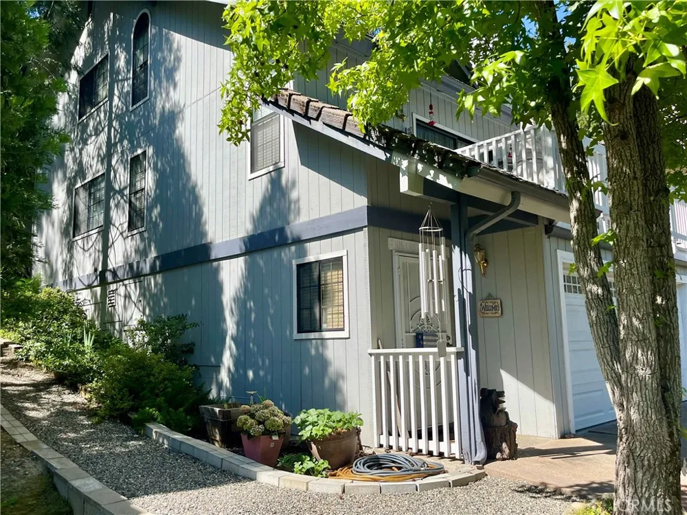 40596 Road 222 Bass Lake, CA 93604