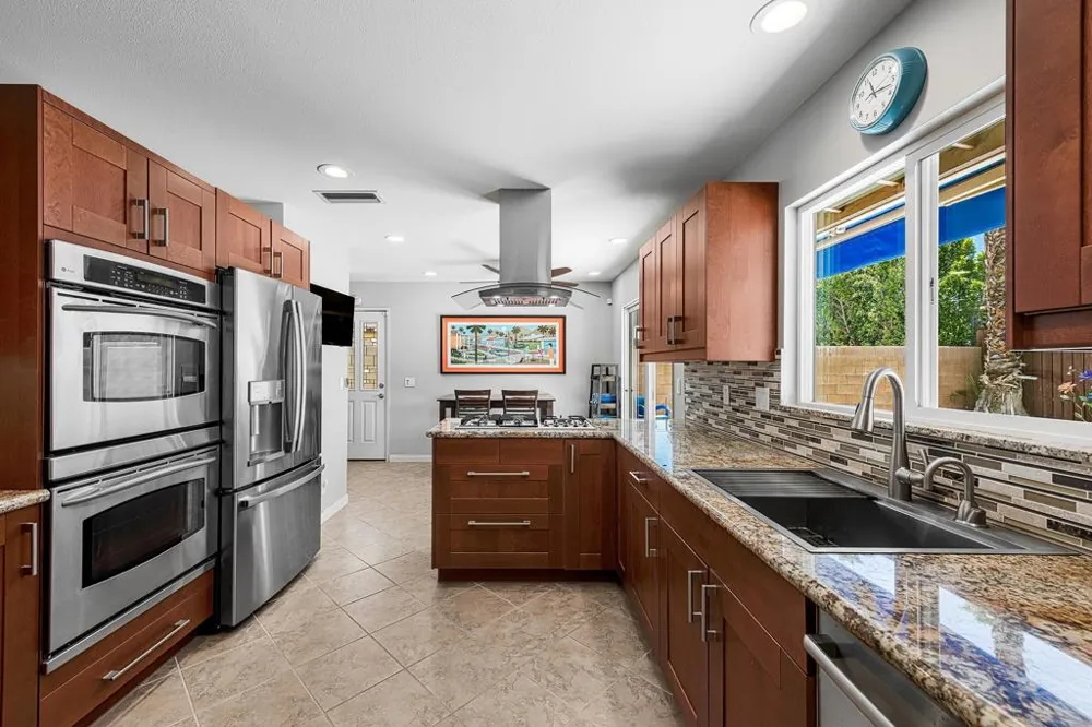 3105 Cambridge Court S Palm Springs, CA 92264