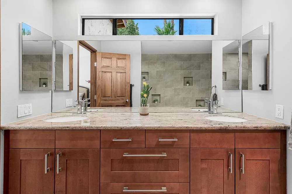 3105 Cambridge Court S Palm Springs, CA 92264