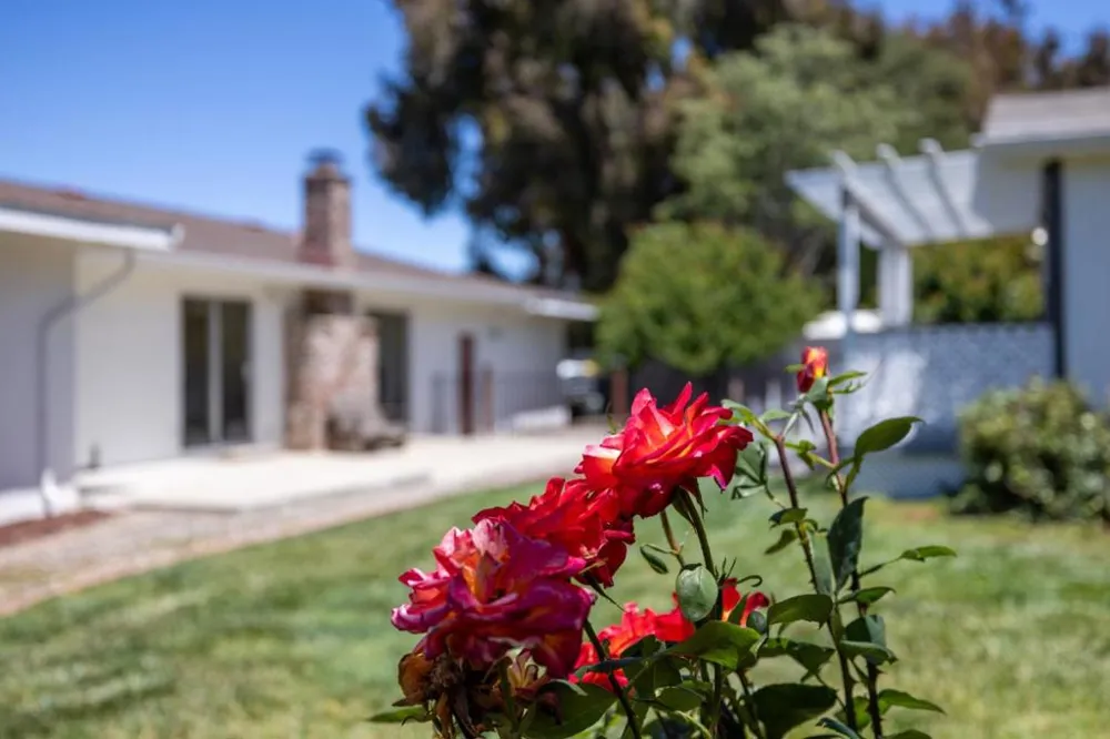 20091 Portola Drive Salinas, CA 93908