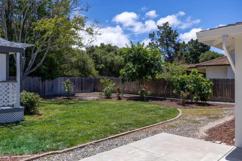 20091 Portola Drive Salinas, CA 93908