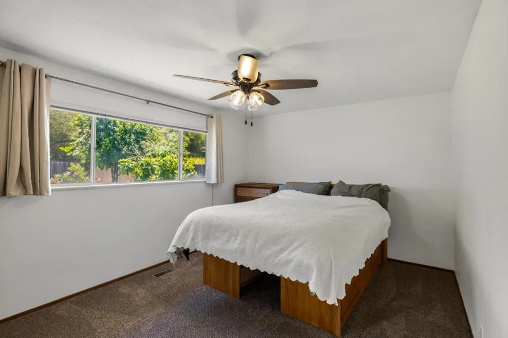 20091 Portola Drive Salinas, CA 93908
